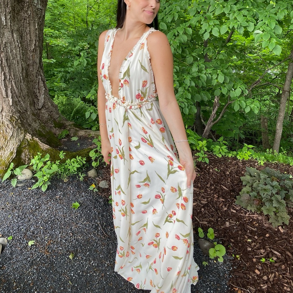 Reformation Camellia dress color Bianca